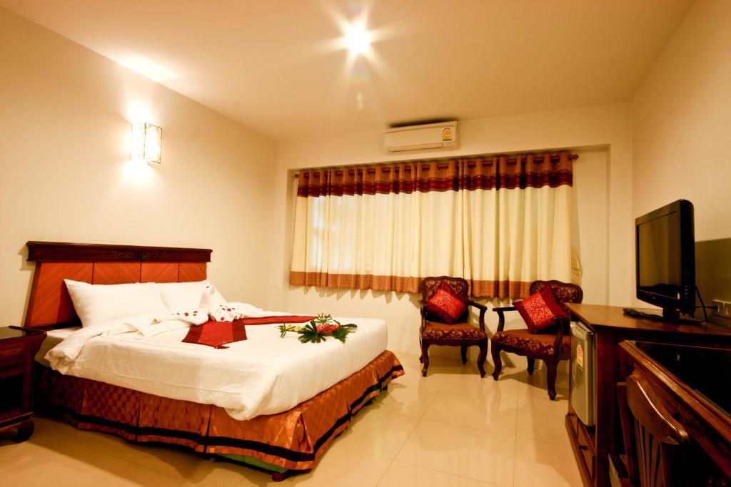 Chiangrai Grand Room Hotel Чианг Рай Стая снимка
